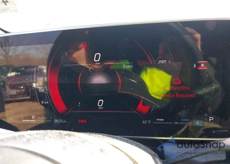 2025 Mercedes-Benz Glc 300 4Matic Suv from USA, damaged, VIN W1NKM4HBXSF367975